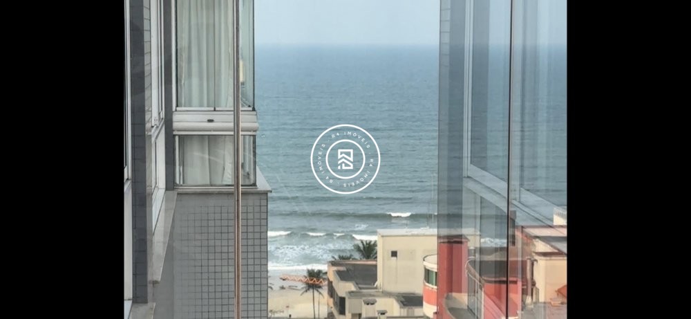 Cobertura Em Meia Praia com 03 Suites