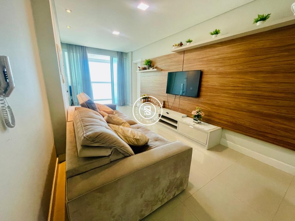 Apartamento Vista mar em Meia Praia, 03 suites