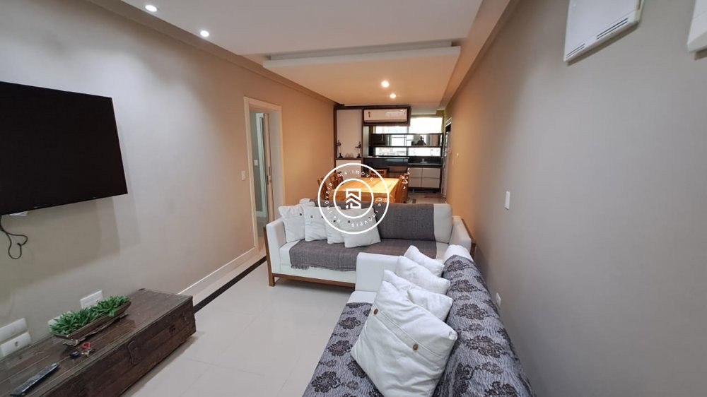 Apartamento Vista Mar, Meia Praia, 03 Suites