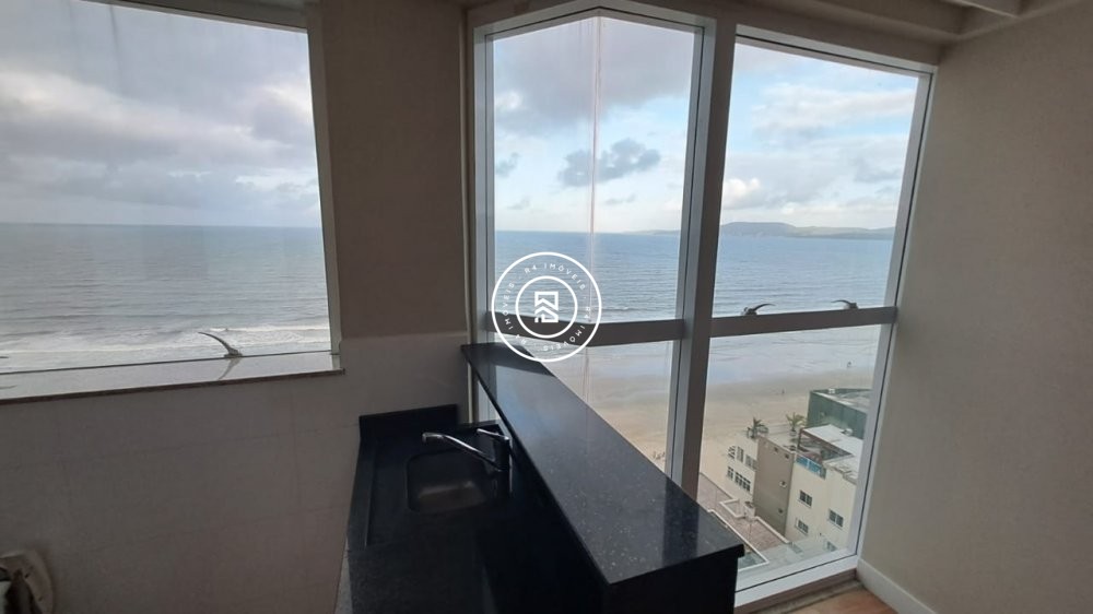 Apartamento Vista Mar, Meia Praia, 03 Suites
