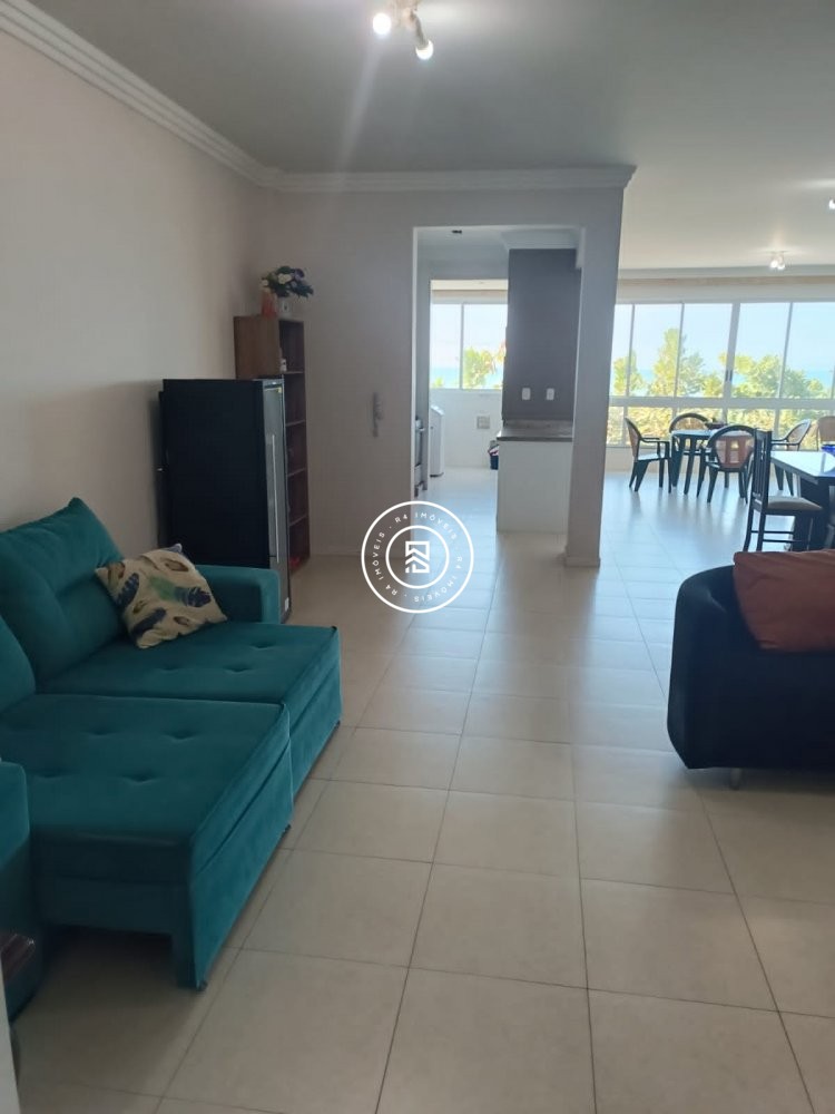 Apartamento Frente mar, 03 su�tes, Meia Praia