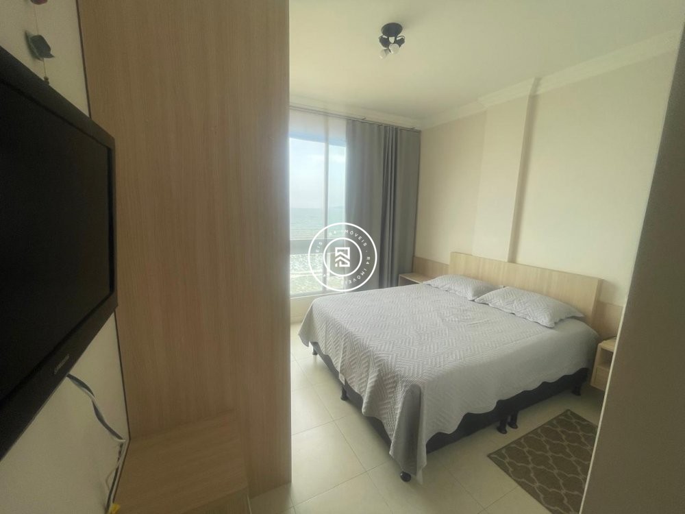 Apartamento Frente Mar 03 suites, 02 vagas, Meia P