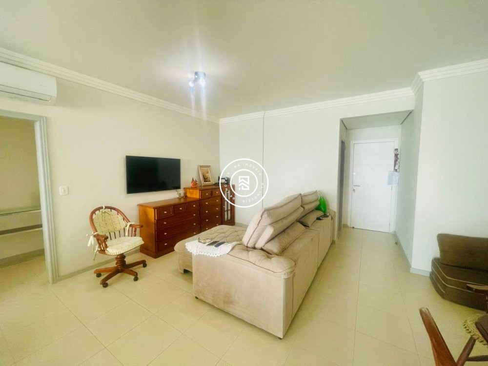 Apartamento Frente Mar 03 suites, 02 vagas, Meia P