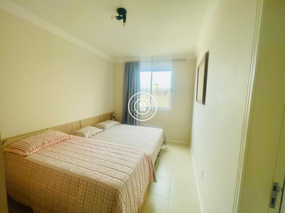 Apartamento Frente Mar 03 suites, 02 vagas, Meia P