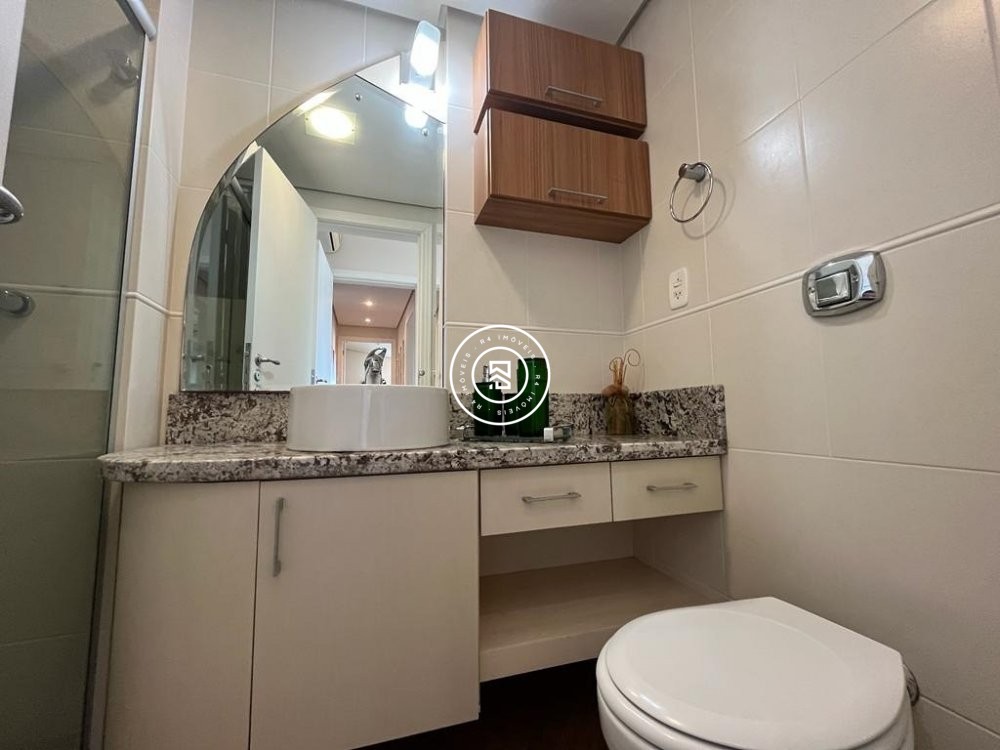 Apartamento Frente Mar 03 suites, 02 vagas, Meia P