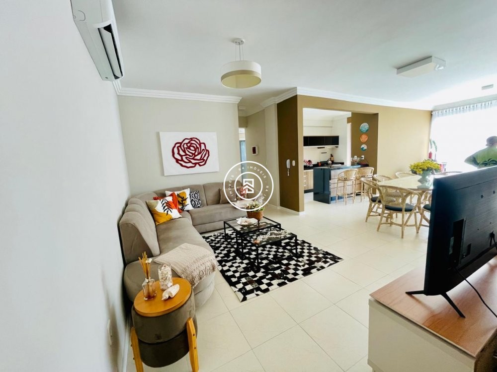 Apartamento Lateral Mar, 04 suites, Meia Praia