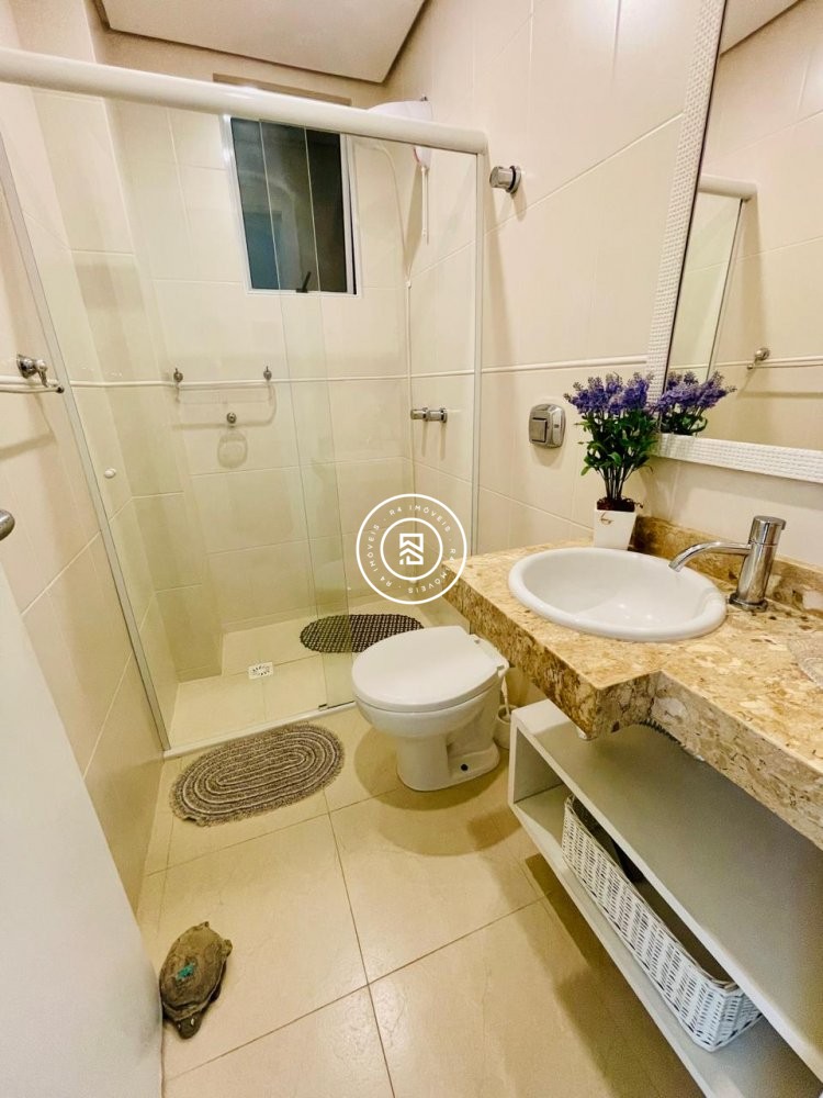 Apartamento Lateral Mar, 04 suites, Meia Praia