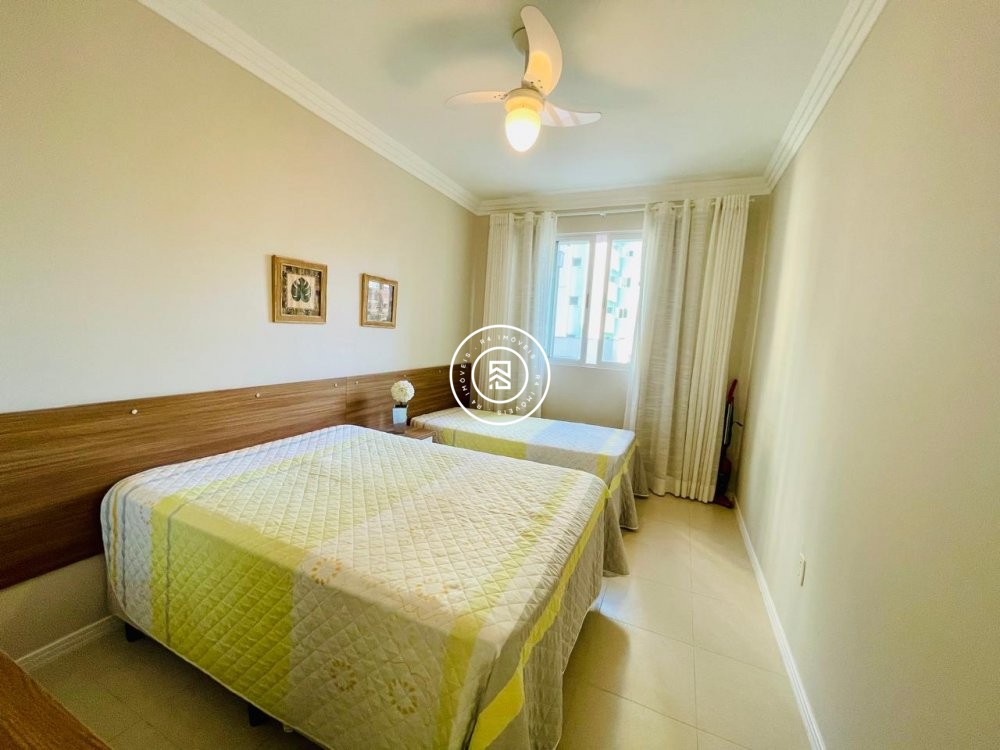 Apartamento Lateral Mar, 04 suites, Meia Praia