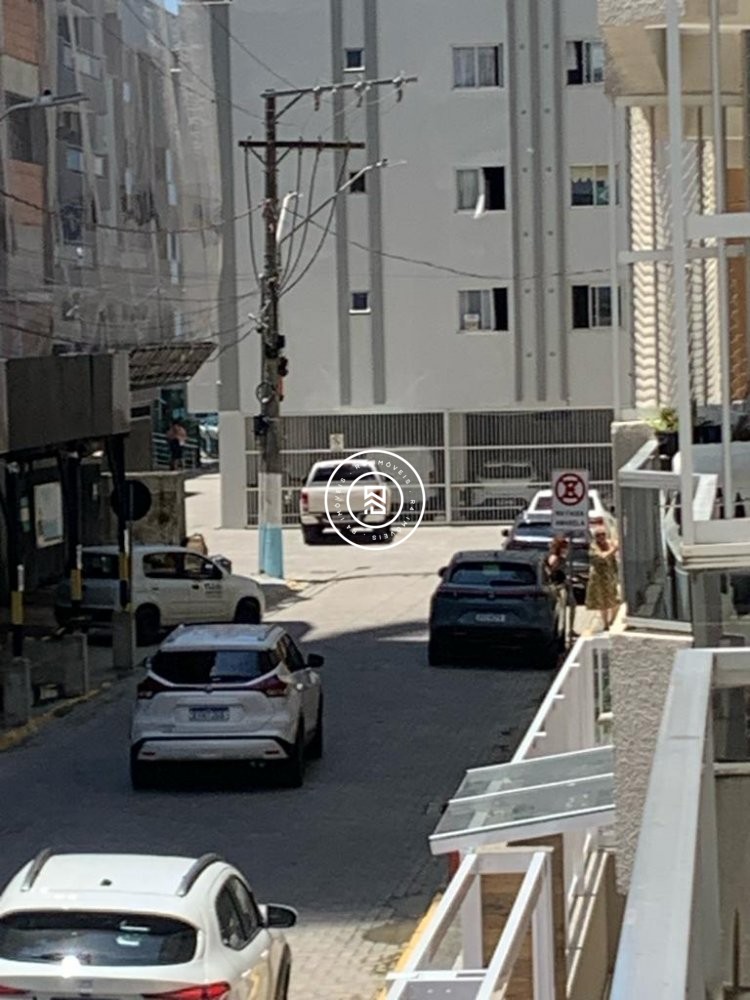 Apartamento Quadra Mar, 03 quartos, Meia Praia