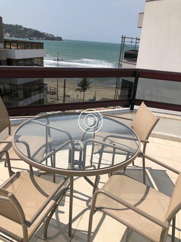 Cobertura Quadra Mar, 03 dormitorios, 02 Vagas, Ce