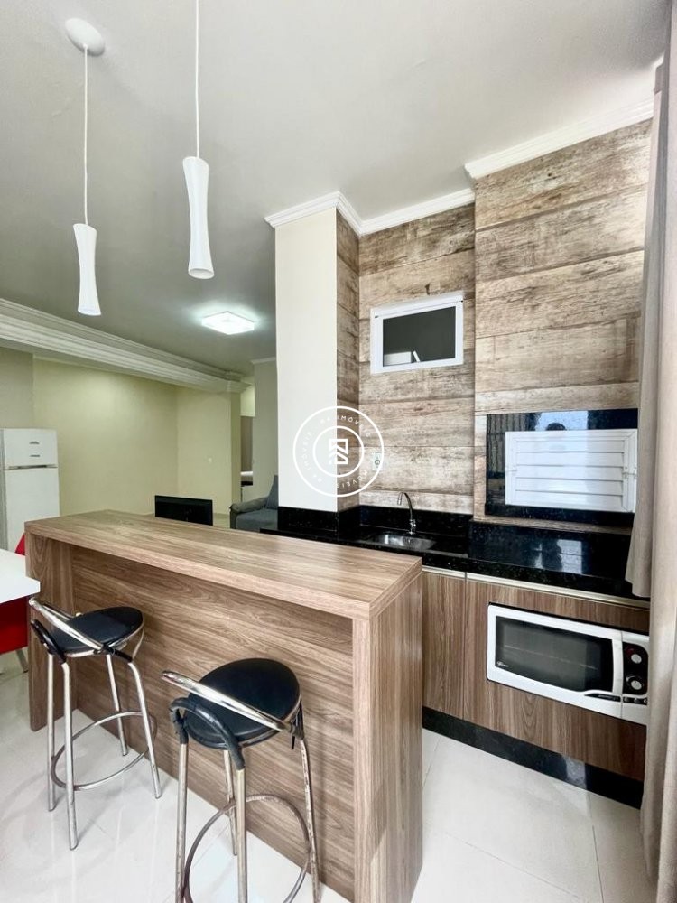 Apartamento Quadra mar 03 quartos, Meia Praia