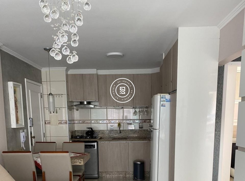 Apartamento Quadra mar 02 quartos, Meia Praia