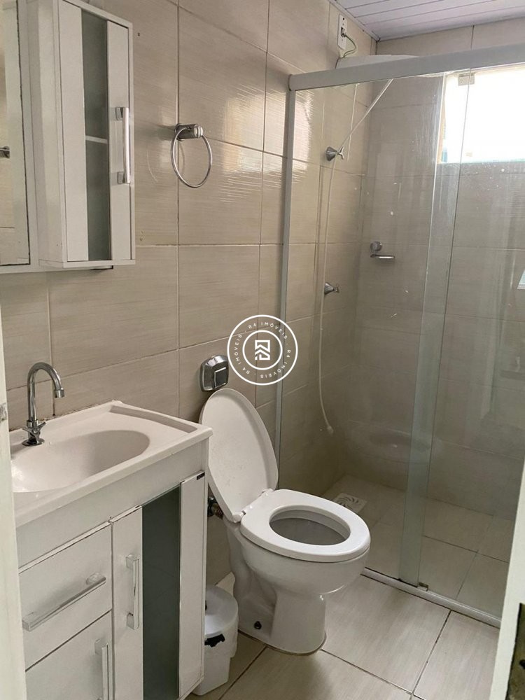 Apartamento Quadra mar, 02 quartos, Meia Praia