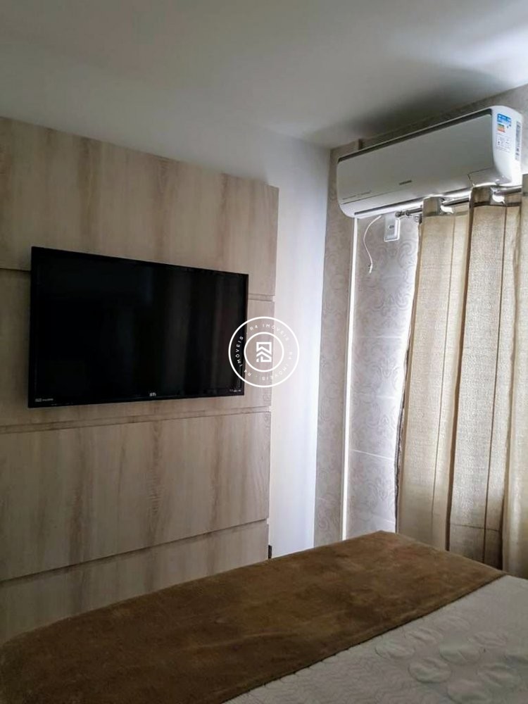 Apartamento Quadra mar 02 quartos, Meia Praia