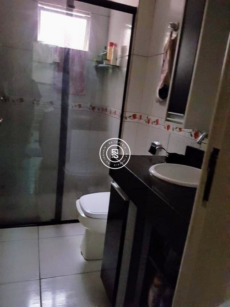 Apartamento Quadra mar 02 quartos, Meia Praia