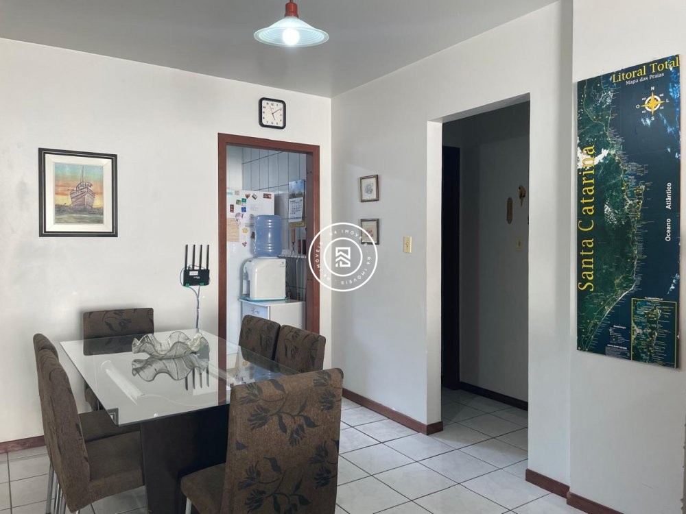 Apartamento com vista mar, 03 quartos em Meia Prai
