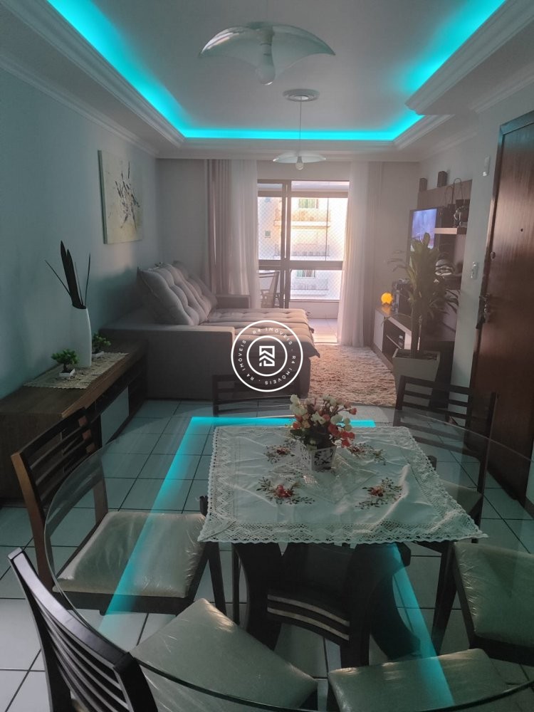 Apartamento com vista mar, 03 quartos em Meia Prai