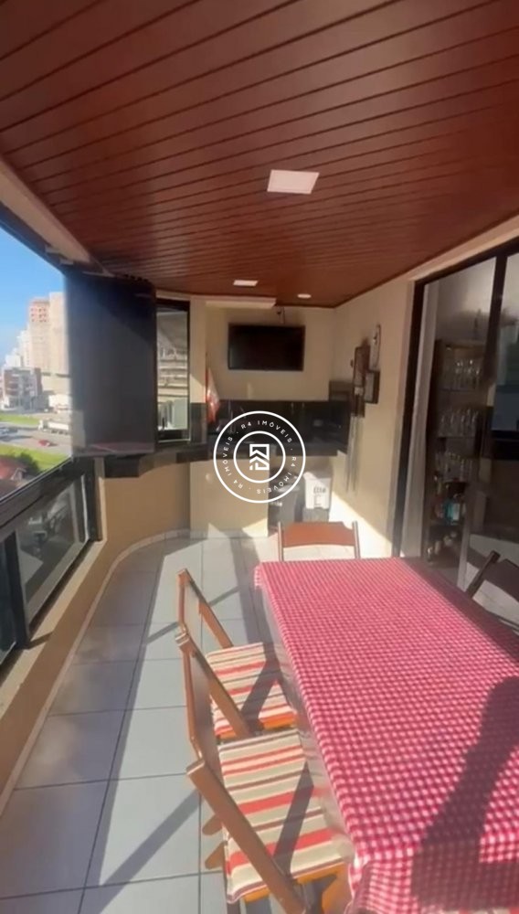 Apartamento com vista mar, 03 quartos em Meia Prai