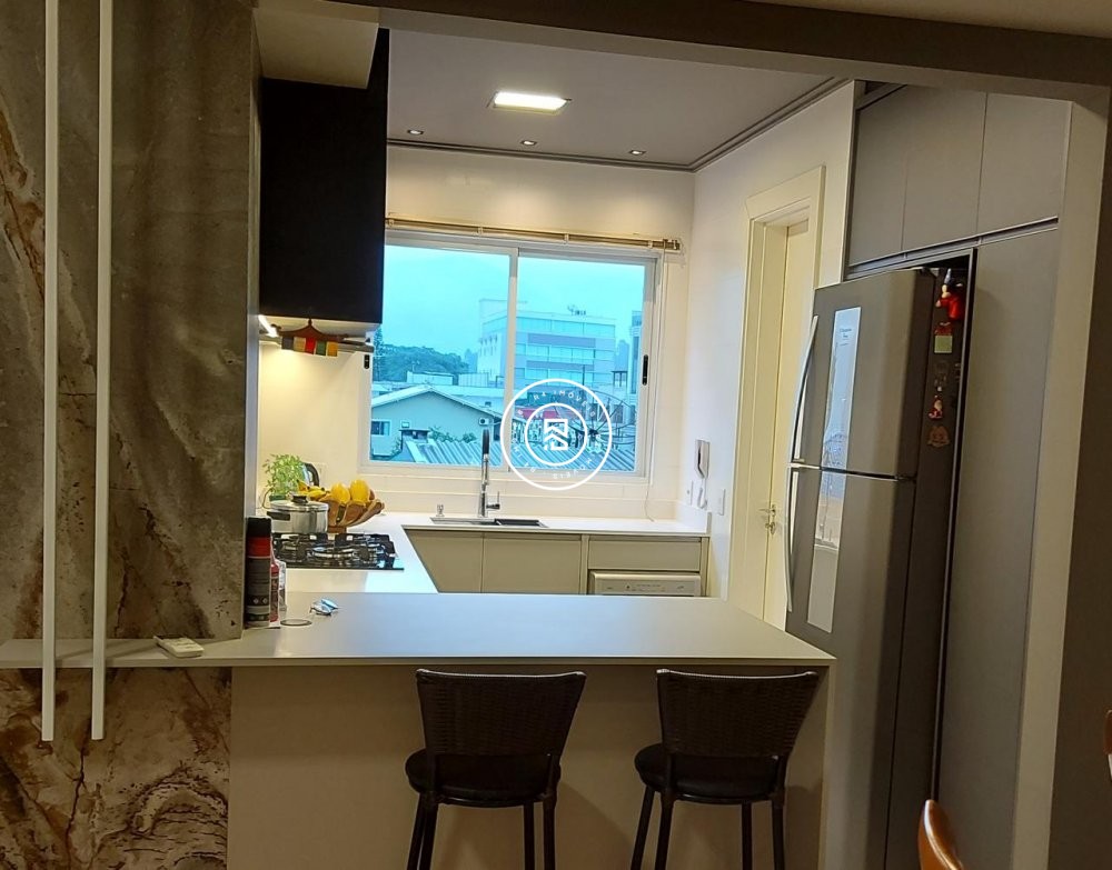 Apartamento 03 Suites, 02 vagas, Itapema