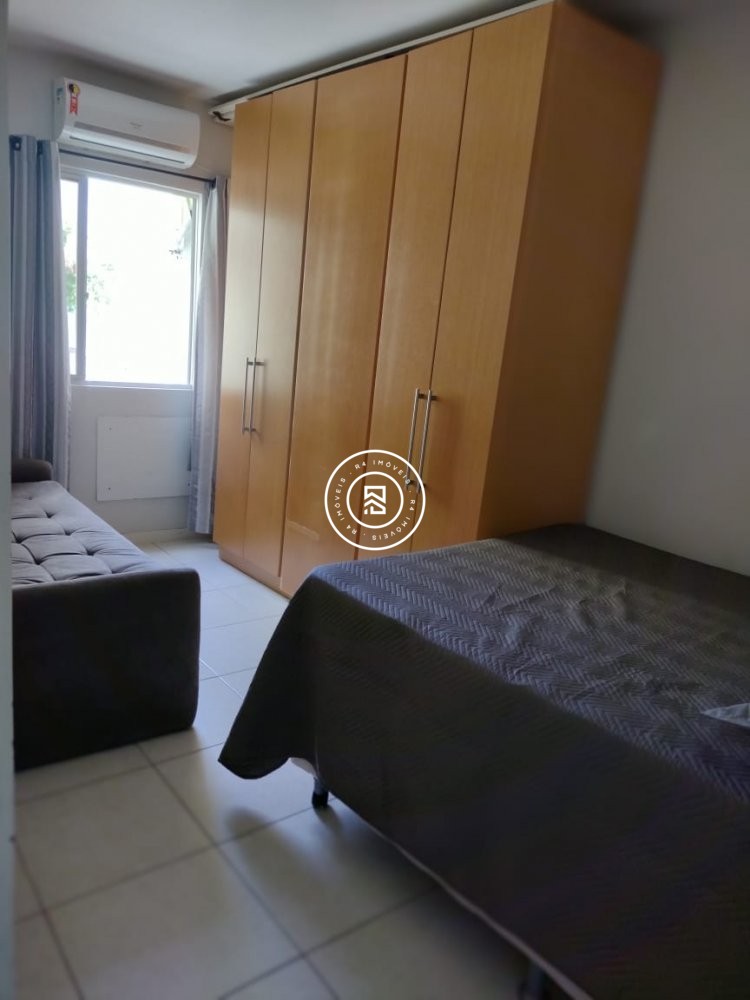 Apartamento ao lado Russi Russi, 03 quartos Meia P