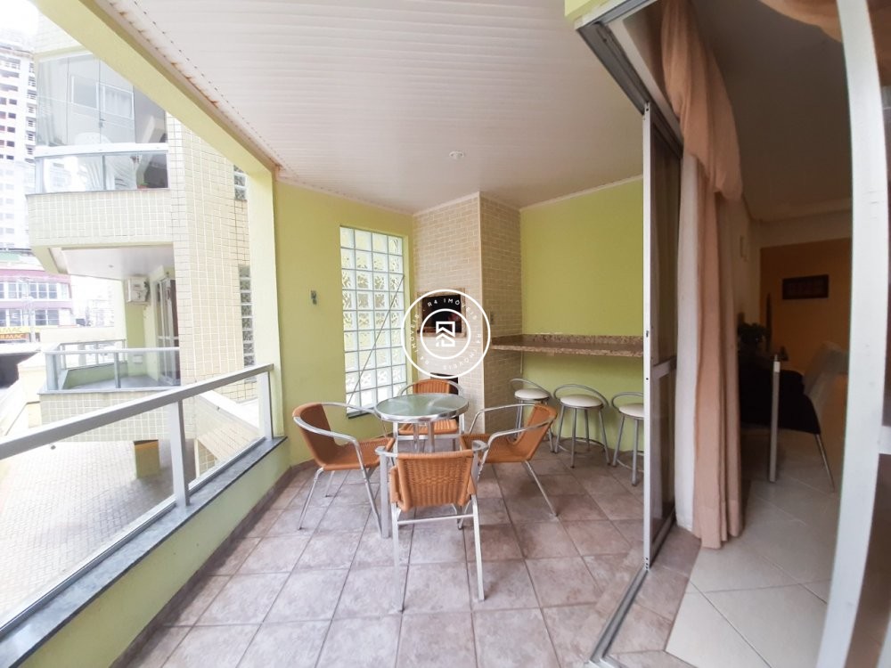 Apartamento ao lado Russi Russi, 03 quartos Meia P