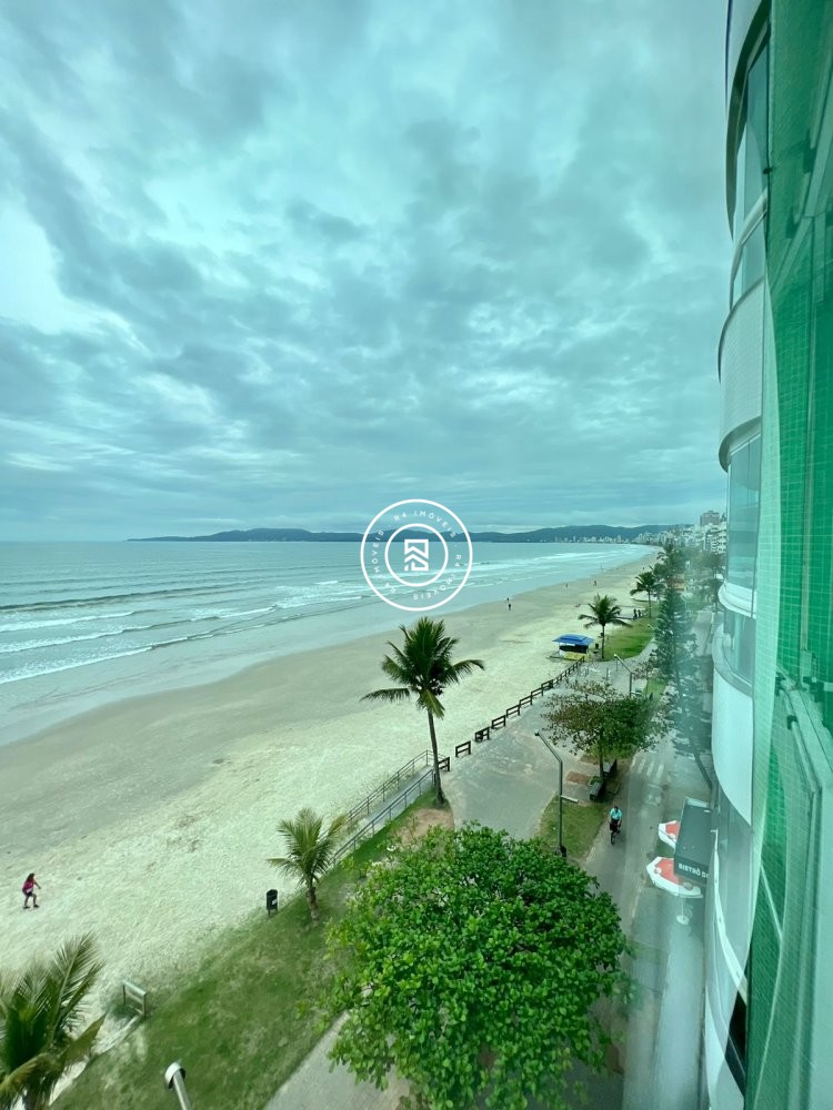 Apartamento Frente Mar 04 suites, Meia Praia