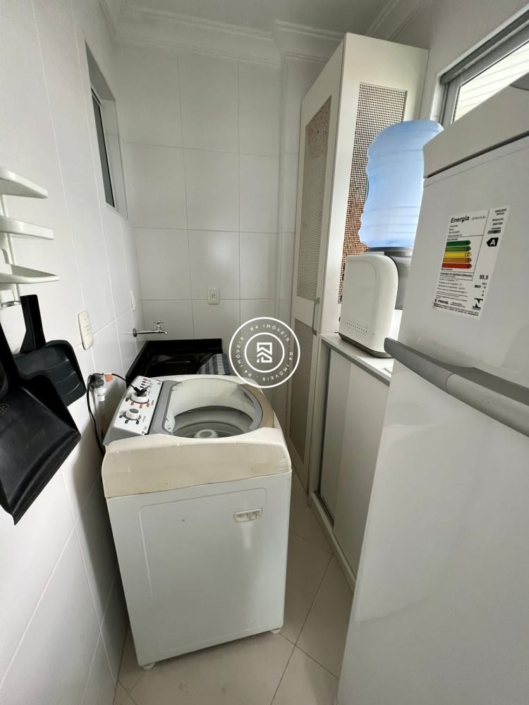 Apartamento Frente Mar 04 suites, Meia Praia