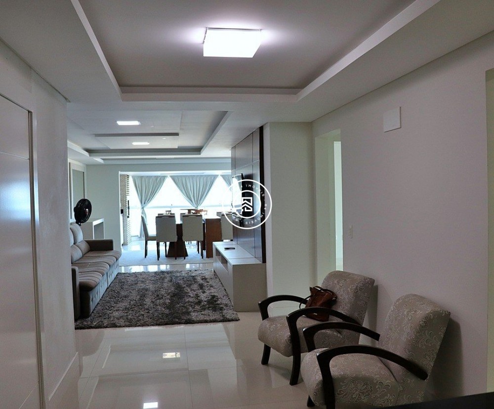 Apartamento Frente mar, 04 quartos, Centro