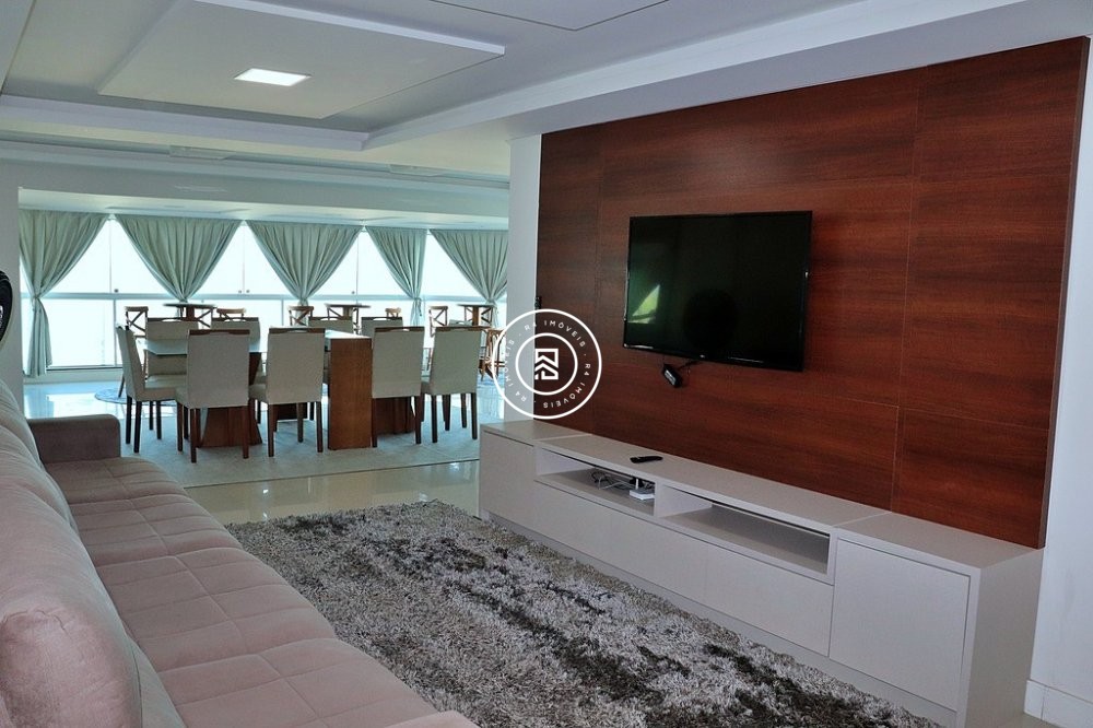 Apartamento Frente mar, 04 quartos, Centro