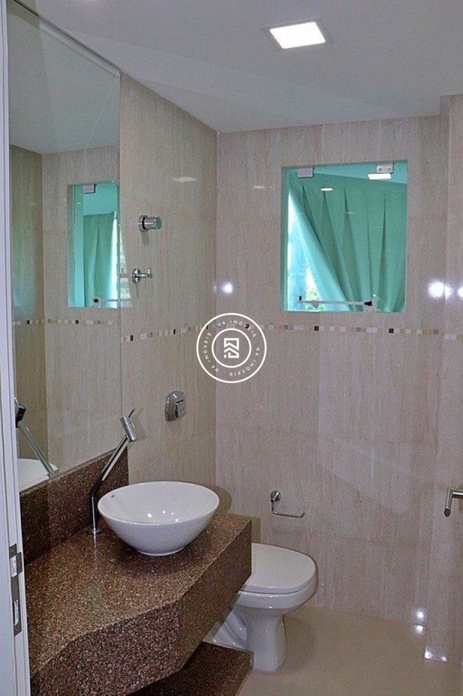 Apartamento Frente mar, 04 quartos, Centro