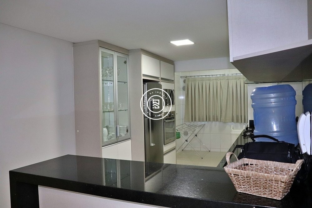 Apartamento Frente Mar 04 quartos, Centro Itapema