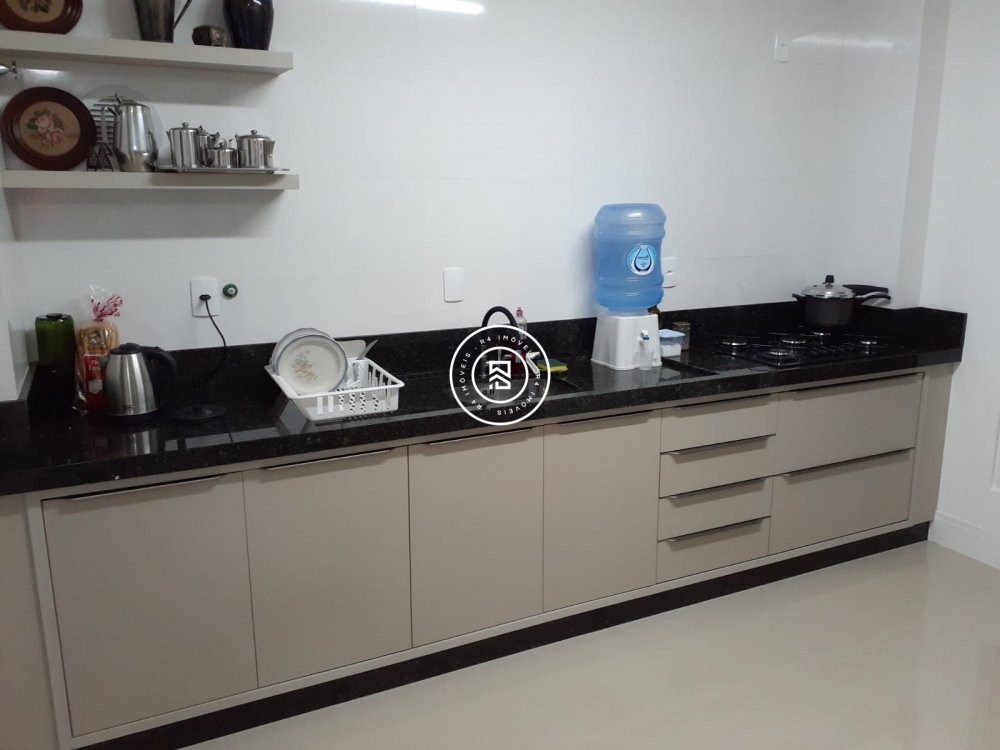 Apartamento Quadra mar 03 Suites, 02 Vagas Meia Pr