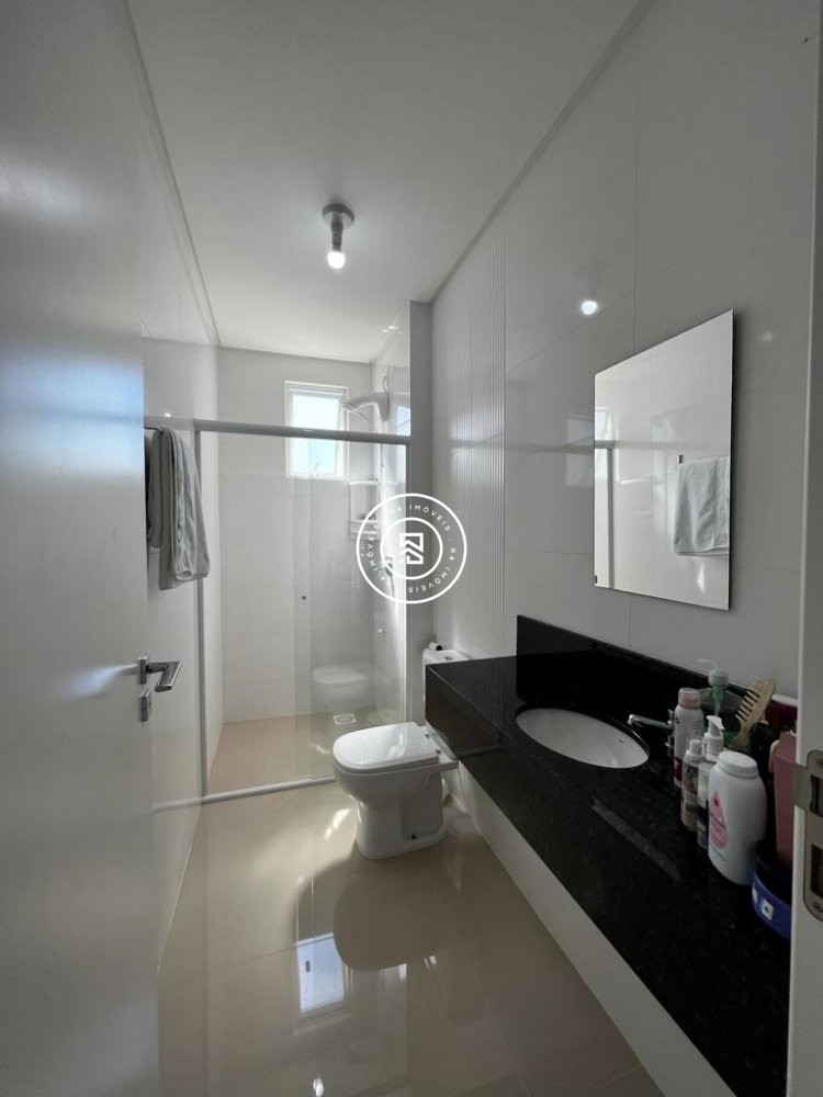 Apartamento Quadra mar 03 Suites, 02 Vagas Meia Pr