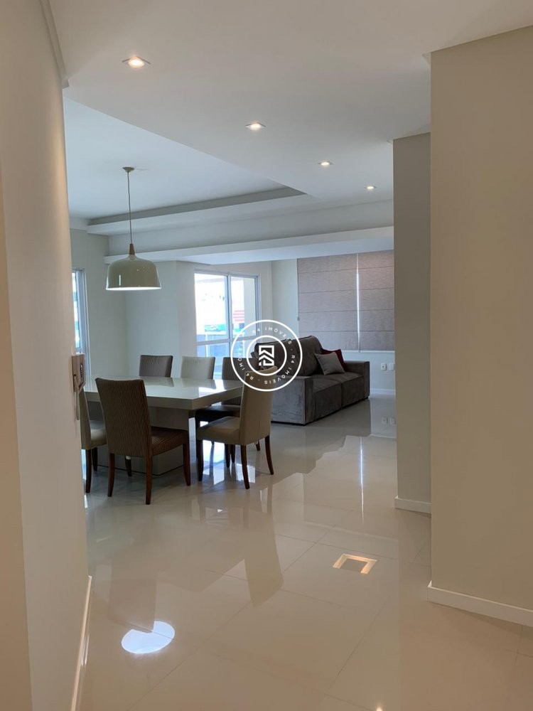Apartamento Quadra Mar 03 Suites, 02 vagas Centro