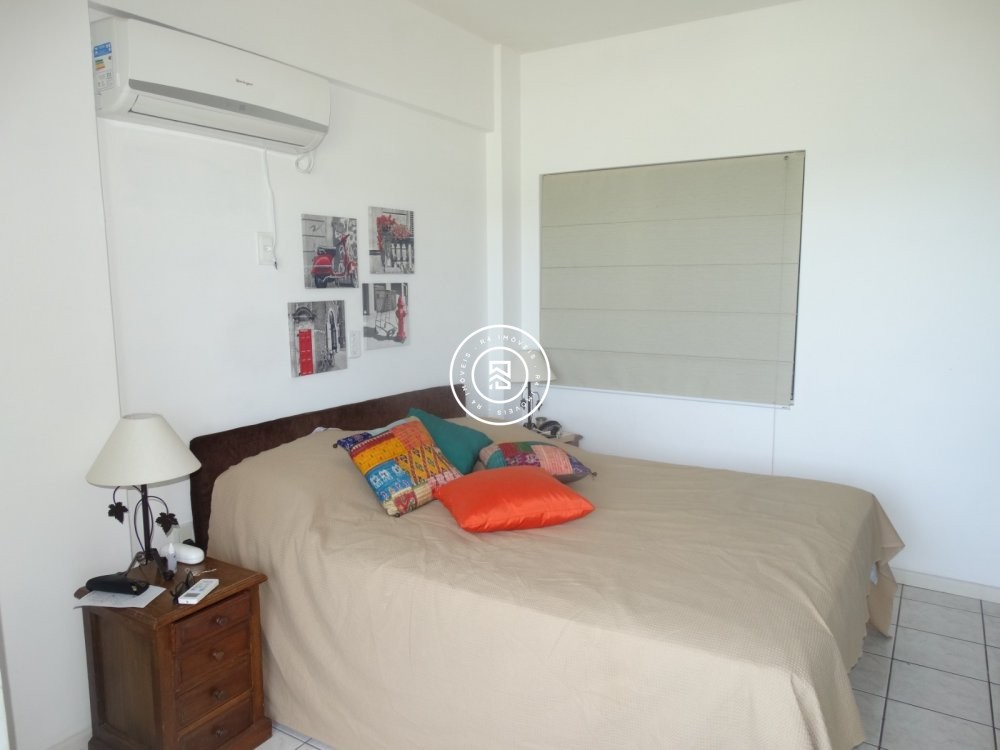 Apartamento Frente mar, 03 quartos, Centro 