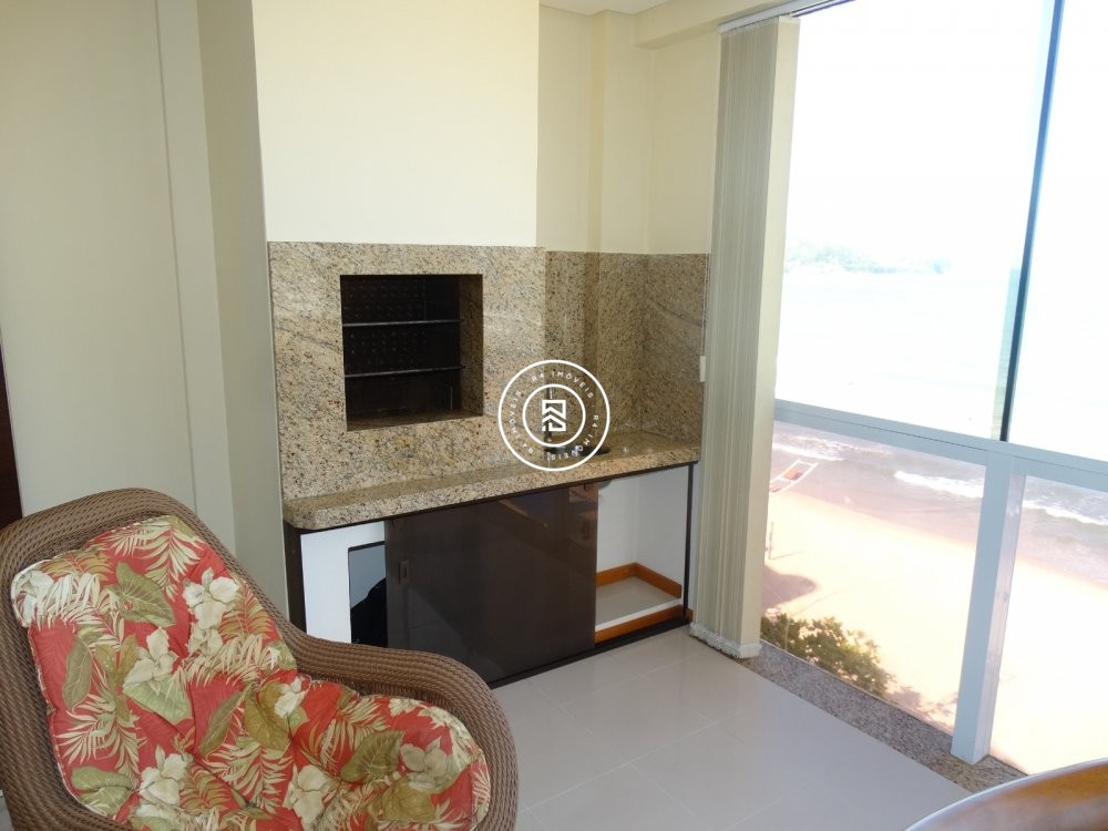 Apartamento Frente Mar, 03 suites, Centro