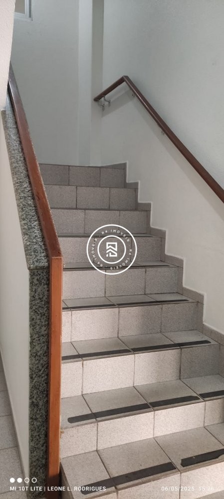 Apartamento Semi Mobiliado 02 quartos, Meia Praia