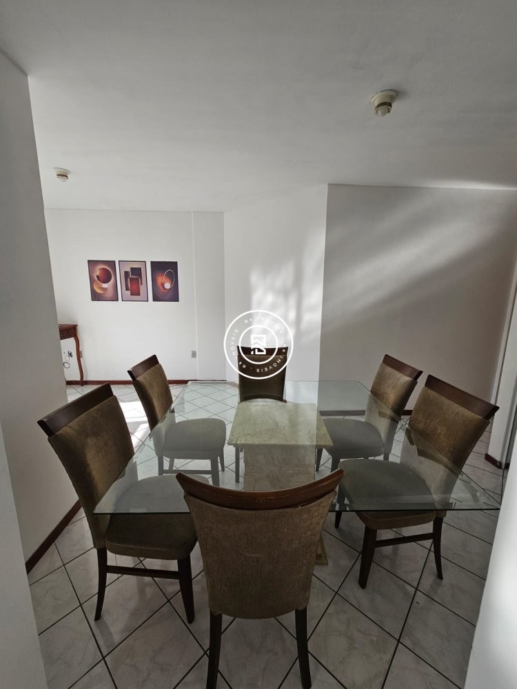 Apartamento Semi Mobiliado 02 quartos, Meia Praia