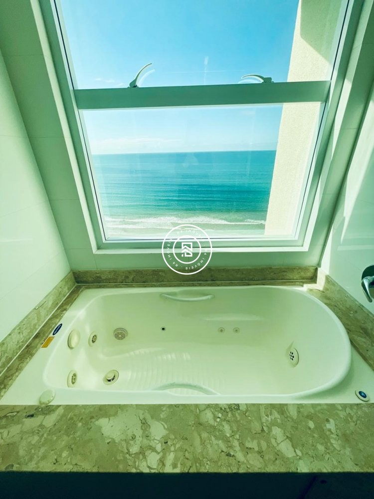 Apartamento Vista Mar, 03 Suites, 02 Vagas, Meia P