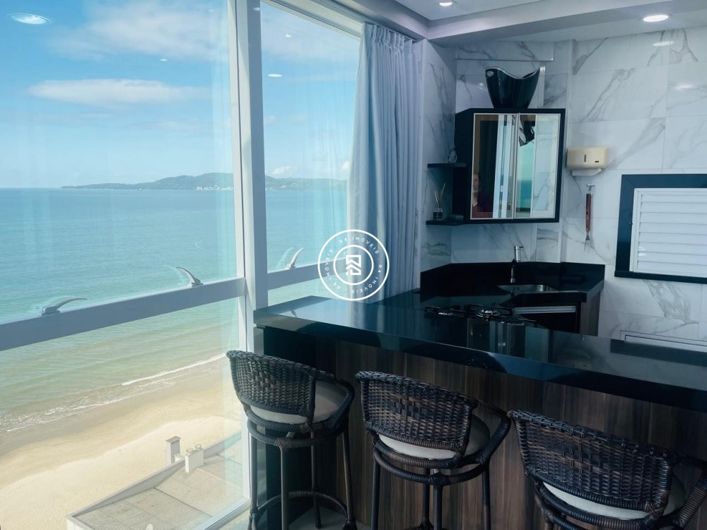 Apartamento Vista Mar, 03 Suites, 02 Vagas, Meia P