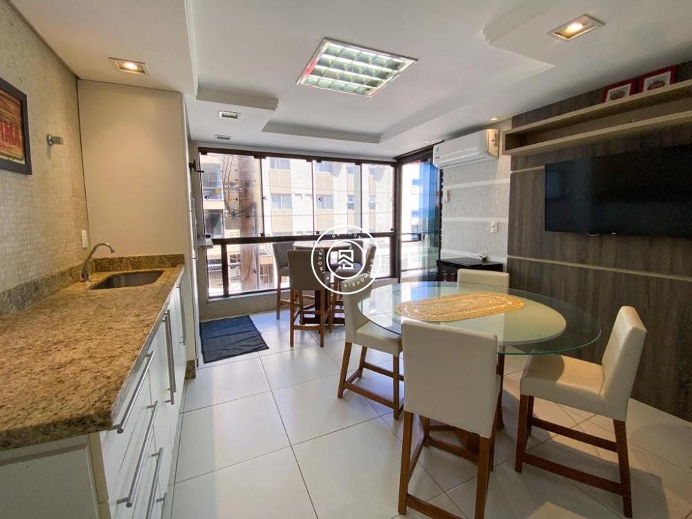 Apartamento Frente Mar, 03 quartos, 02 vagas, Meia