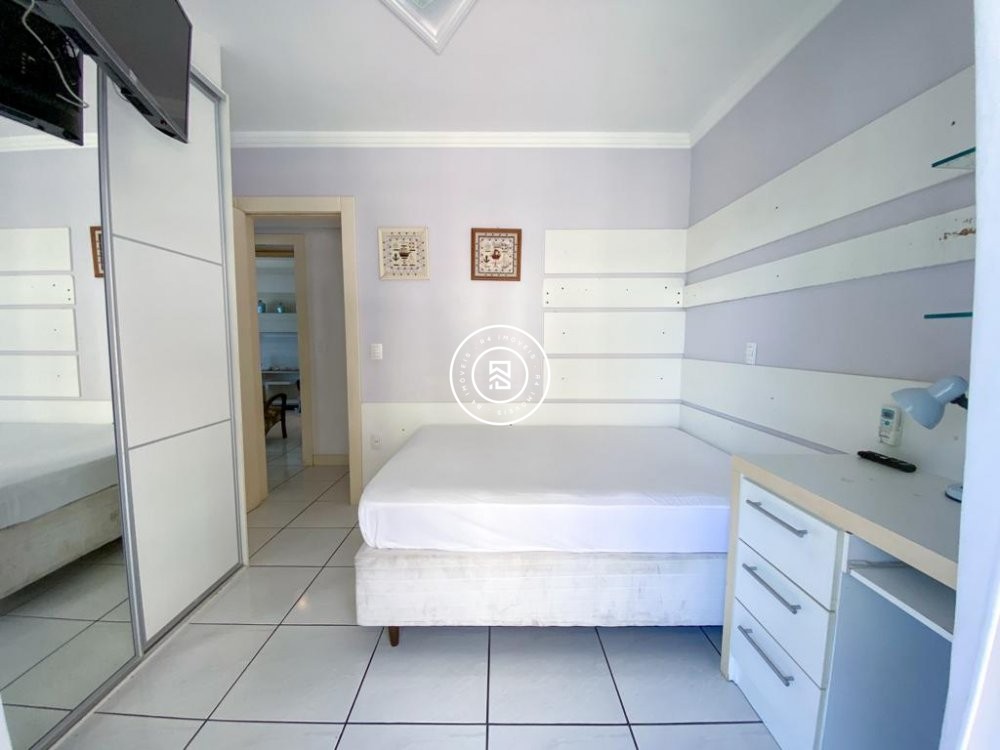 Apartamento Frente Mar, 03 quartos, 02 vagas, Meia