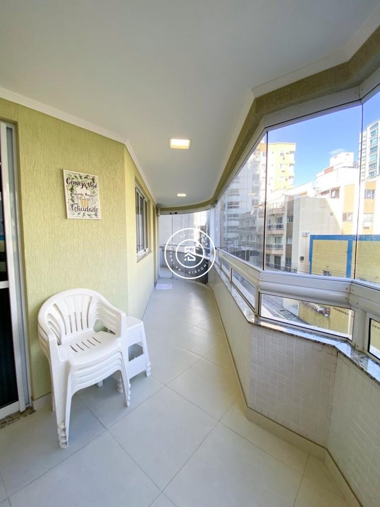 Apartamento Quadra Mar, 04 quartos, 03 vagas, Meia