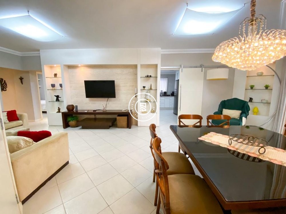 Apartamento Quadra Mar, 04 quartos, 03 vagas, Meia