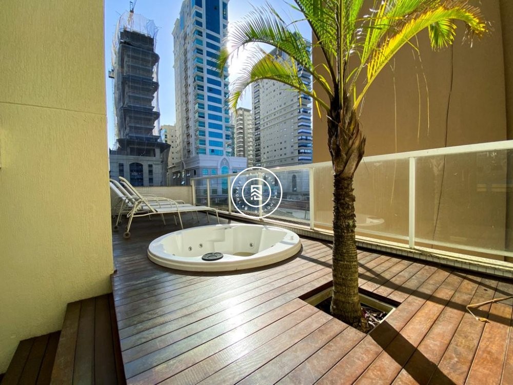 Apartamento Quadra Mar, 04 quartos, 03 vagas, Meia