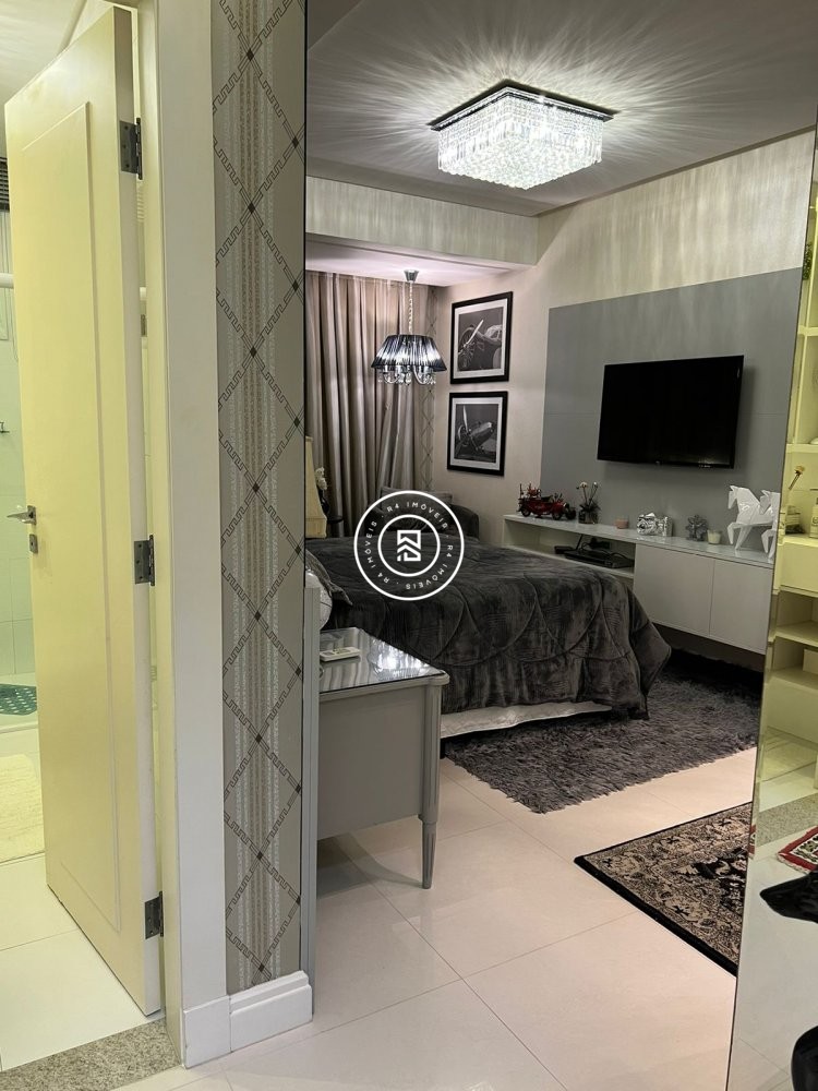 Apartamento Frente Mar, 05 Suites, 03 vagas, Meia 