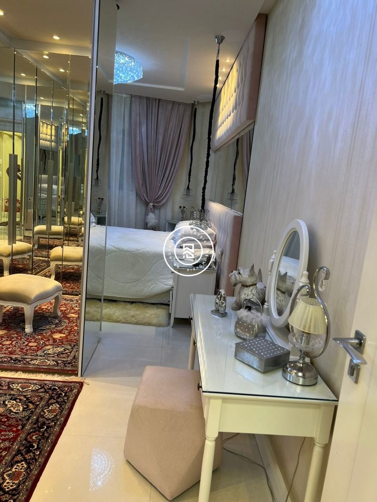 Apartamento Frente Mar, 05 Suites, 03 vagas, Meia 