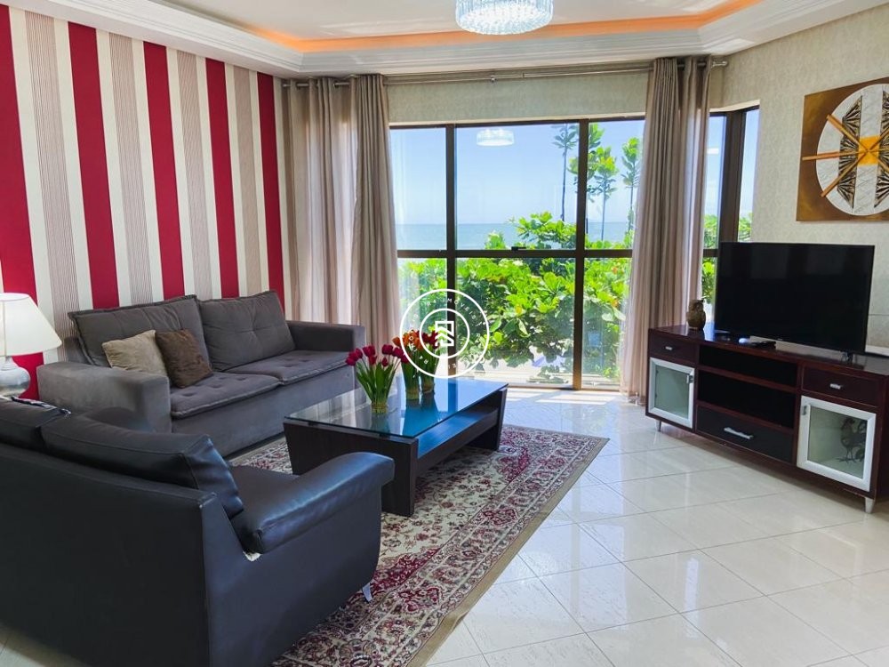 Apartamento Frente Mar 04 quartos, Meia Praia
