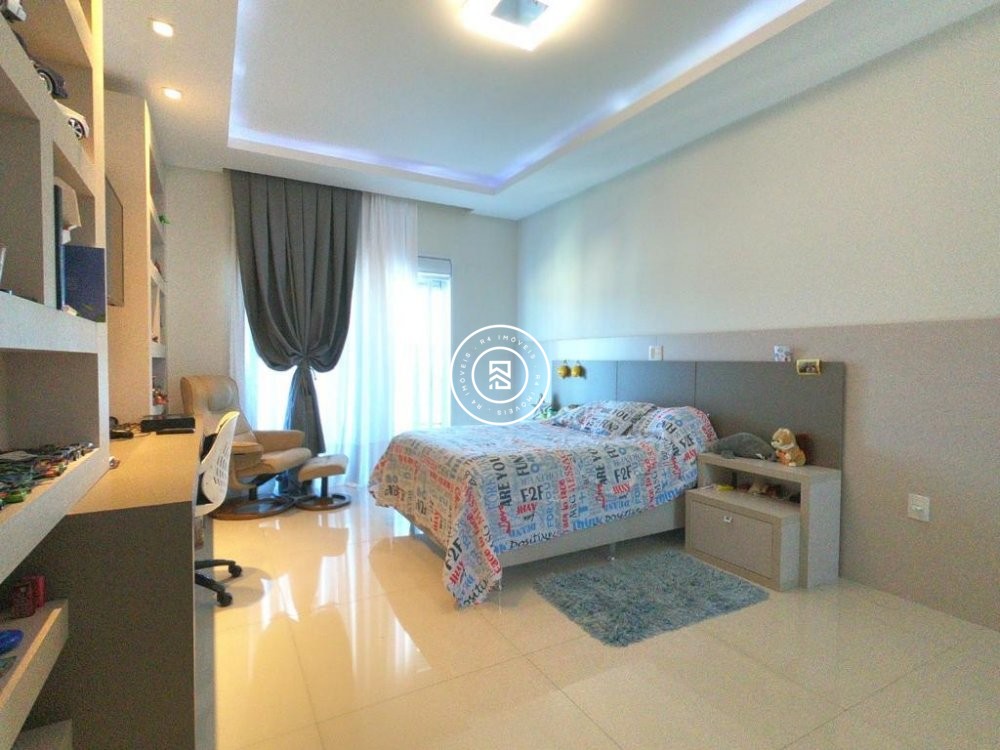 Apartamento Frente Avenida com 04 suites, 02 vagas