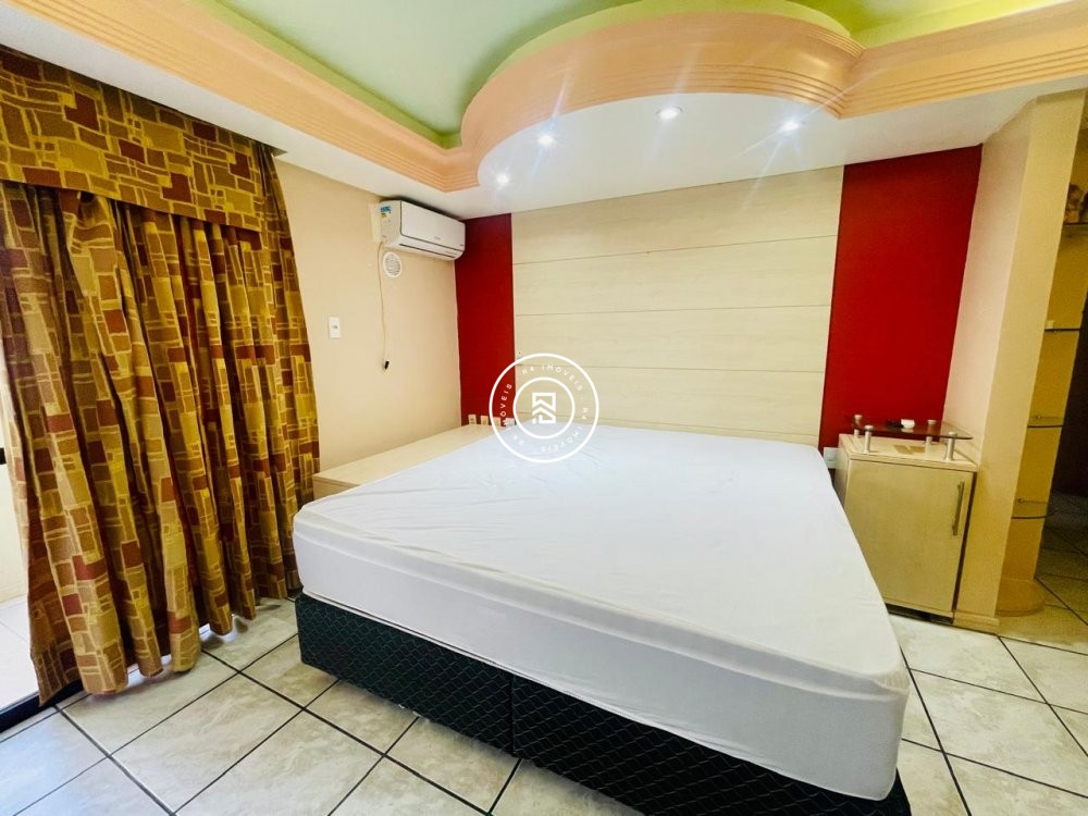 Apartamento quadra mar, 04 quartos, 02 vagas